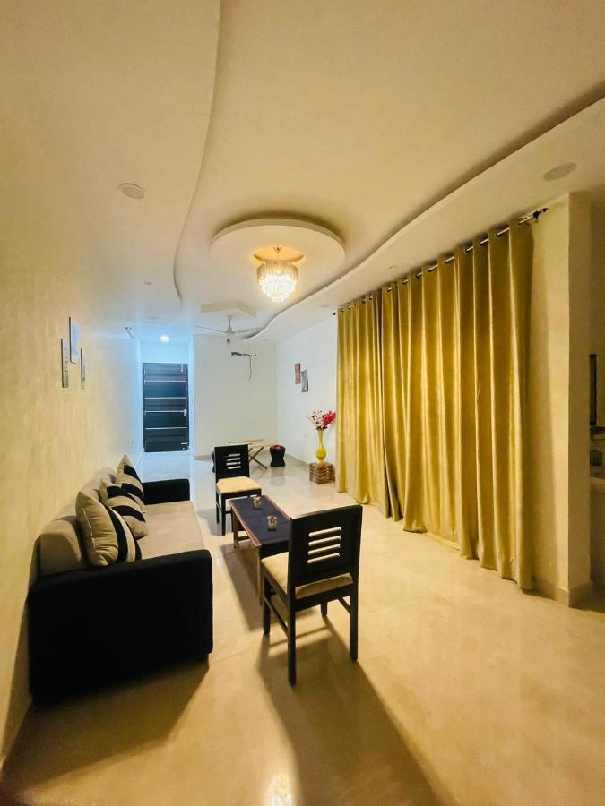 Atulyam Stays Sushant Golf City ラクナウ エクステリア 写真