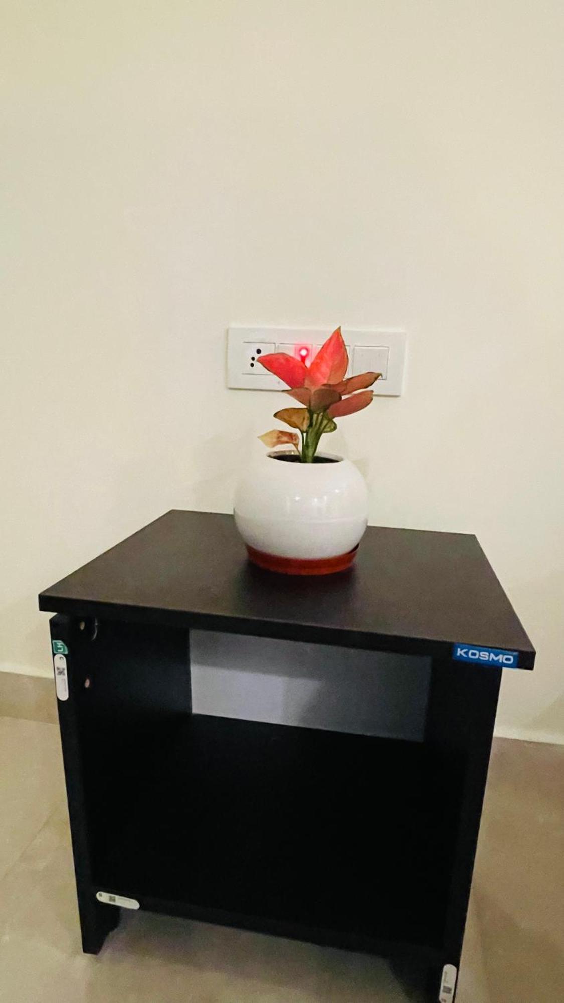 Atulyam Stays Sushant Golf City ラクナウ エクステリア 写真