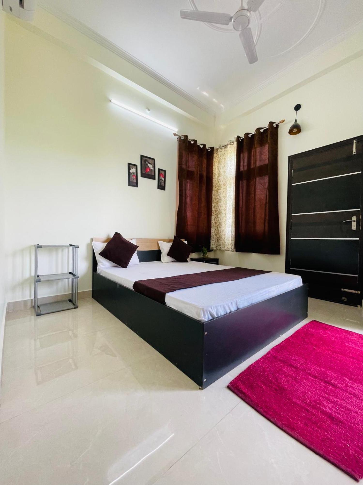 Atulyam Stays Sushant Golf City ラクナウ エクステリア 写真