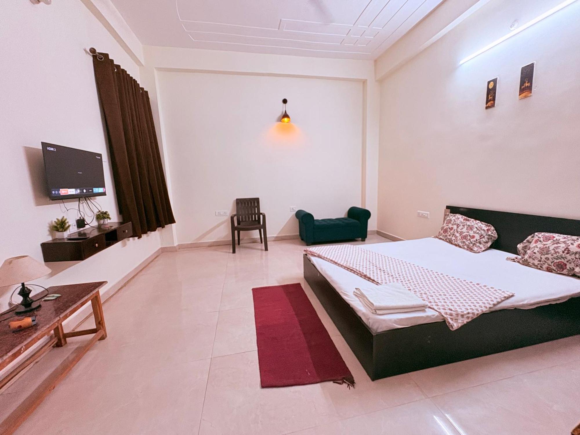 Atulyam Stays Sushant Golf City ラクナウ エクステリア 写真